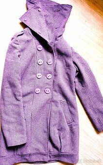 ZNAČKOVÝ TAKMER NOVÝ DÁMSKY ZIMNÝ KABÁT S KAPUCŇOU č.S