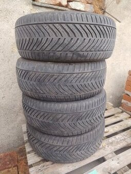 215/55 R17