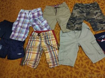 kratasy, šortky adidas v 134 darujem