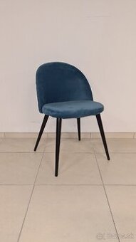 Stolicka modrý zamat