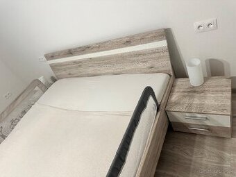 Manželská posteľ DUB 180x200 + matrace