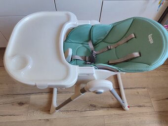 Detská sedačka na kŕmenie