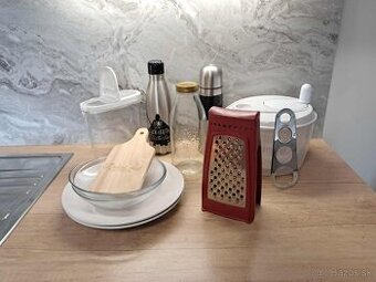 Vsetko spolu / 31 kusov / 20 eur alebo -