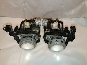 ryt reflektora šošovky pravý 1305310169 MERCEDES W204 S204 C