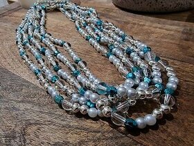 Tanečná slávnosť pre deti - náhrdelníky