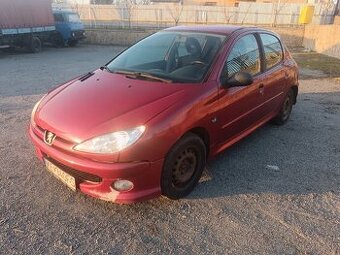 Predám Peugeot 206 1.4 benzin+LPG