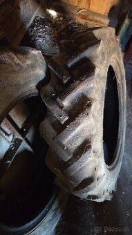 Traktorova pneu Dunlop 9.5/9-24