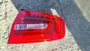 Predam prave zadne led svetlo Audi A4 2011 - 1