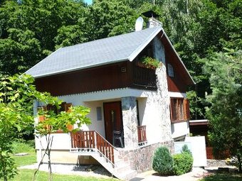 BH REAL ESTATE exluzívne ponúka na predaj chatu v Jelenci