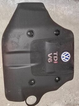 Passat, kryt motora