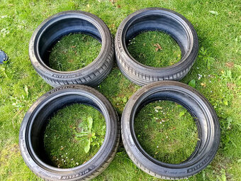 PREDÁM 4X LETNÉ PNEU. ZN. MICHELIN PILOT SPORT 4 225/40 ZR18