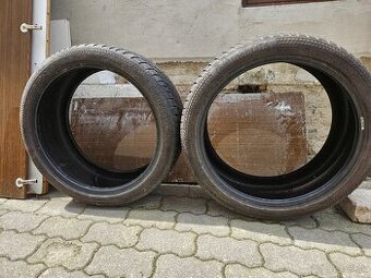 2ks pneumatík Continental 235/40/r19 zimné