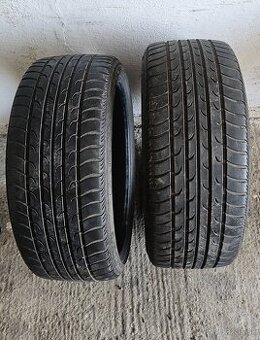 215/35 r18