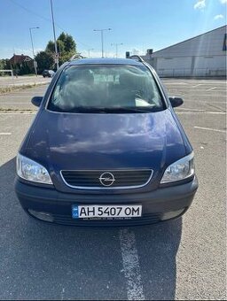 Продам Opel Zafira A 2001 год, двигатель 1.6 бен