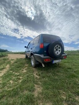 Nissan Terano 2.4