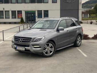 Mercedes-Benz ML 350 BLUETEC 4MATIC A7
