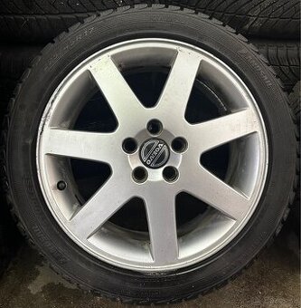 5x108 R17 7J ET52,5 Volvo + 225/45 R17 zimné