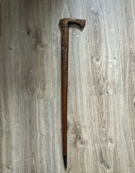 Starožitná drevená valaška