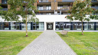 Garážové státie v lokalite Slnečnice-Viladomy na Fialovej ul