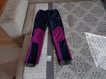 Nenosené zateplené softshellove nohavice veľ.146