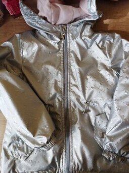 Dievcenska bunda premerana vid.foto