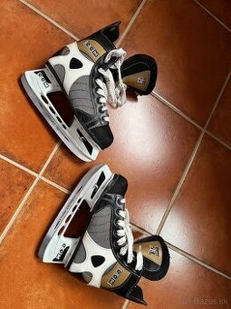 Korčule CCM veľkosť 35