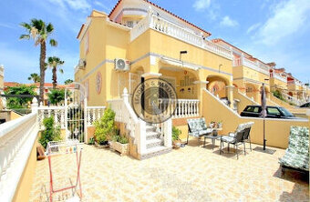 Dom 4+1 s bazénom Alicante-Algorfa, Španielsko