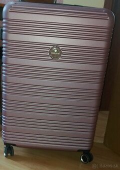 Predám veľký  cestovný kufor nepoužívaný