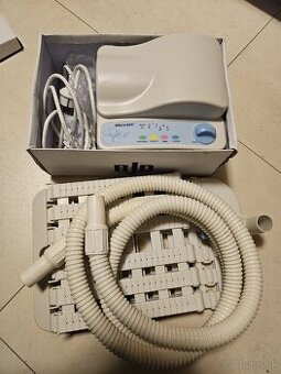 Masážny stroj do vane