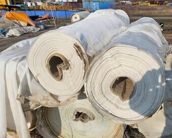 Geotextília tkaná veľmi pevná , odolná , dlhá životnosť