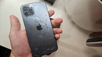Apple iPhone 12 Pro 128GB - puknutý zadok