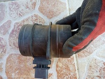 2.0tdi váha vzduchu