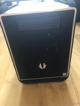 Výkonný PC ideálny na prácu a nenáročné hry.