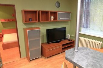 Prenájom - zariadený 1-izbový byt Nitra - Chrenová