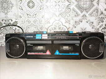 Rádiomagnetofón International 2ks