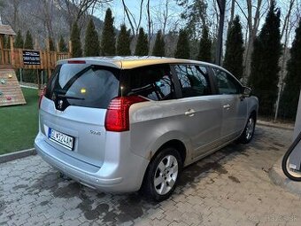 Peugeot 5008 2.0 / 2010
