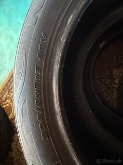 205/50R17 89V leto