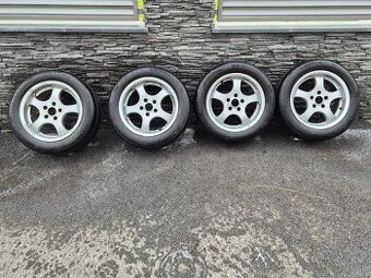 5x112R16  215/55R16