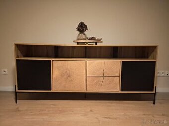 Predám modernú komodu – dub / čierna