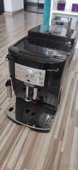 DeLonghi Magnifica S