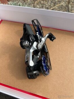 Predám prehadzovačku Simano SLX M 7 000 10 rych.SGS