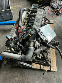 BMW M51D25 105kW - kompletný motor + prevodovka (525tds)