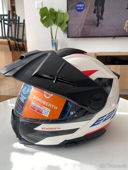 Nová Schuberth E2