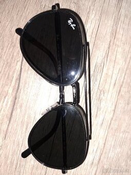 Predám Ray Ban slnečné okuliare