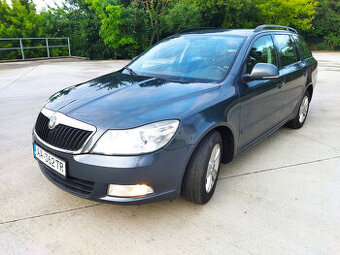 Škoda octavia 1,6 tdi kombi NAVI