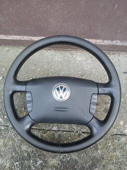 MULTIFUNKCNY VOLANT