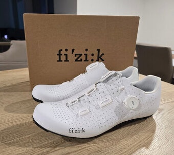 fizik Tempo Decos Carbon (45)