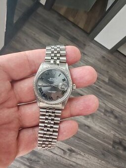 Predám krásne dámske hodinky Rolex datejust s diamantani