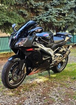 Aprilia RSV 1000 R
