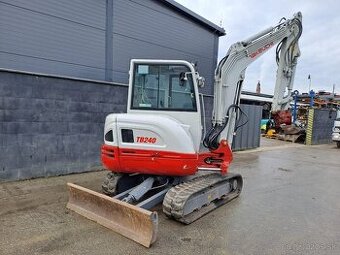 Takeuchi TB240, 1200mth